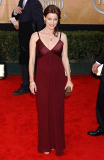 Laura Leighton feet photo 1