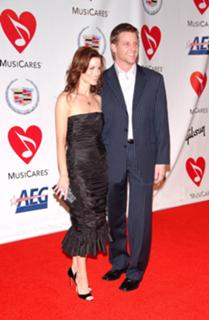 Laura Leighton feet photo 17