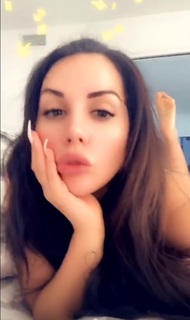Laura Lempika feet photo 9