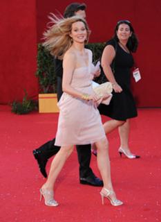 Laura Linney feet photo thumbnail