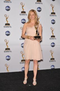 Laura Linney feet photo thumbnail