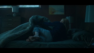 Laura Linney feet photo thumbnail