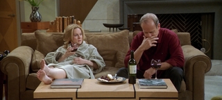 Laura Linney feet photo thumbnail
