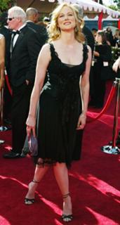 Laura Linney feet photo thumbnail