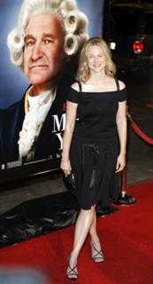 Laura Linney feet photo thumbnail