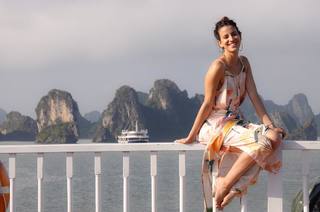Laura Londoño feet photo 11