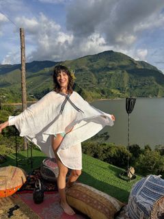 Laura Londoño feet photo 9