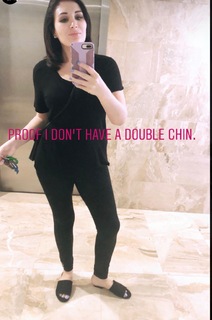 Laura Loomer feet photo 9