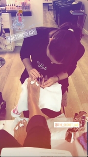 Laura Madrueño feet photo 16