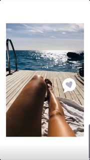 Laura Madrueño feet photo 11