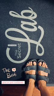 Laura Madrueño feet photo 16