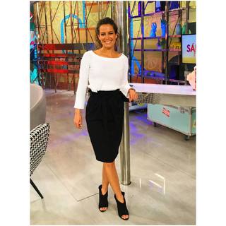 Laura Madrueño feet photo 18