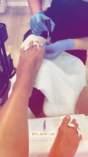 Laura Madrueño feet photo 6