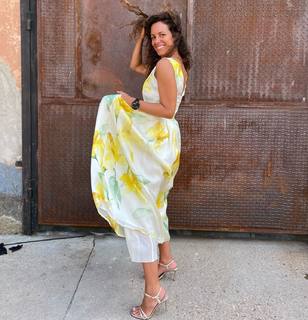 Laura Madrueño feet photo 3