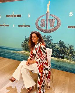 Laura Madrueño feet photo 17