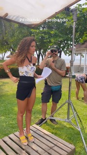 Laura Madrueño feet photo 8