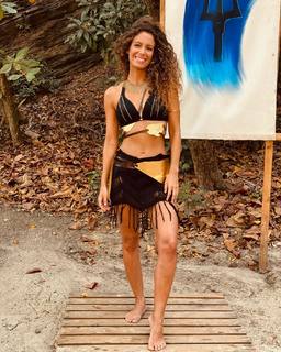 Laura Madrueño feet photo 8