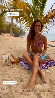 Laura Madrueño feet photo 20