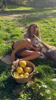Laura Madrueño feet photo 18