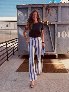 Laura Madrueño feet photo 2