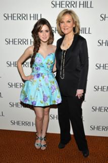Laura Marano feet photo thumbnail