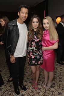 Laura Marano feet photo thumbnail