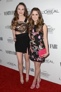 Laura Marano feet photo thumbnail