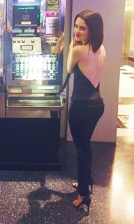 Laura Marano feet photo thumbnail