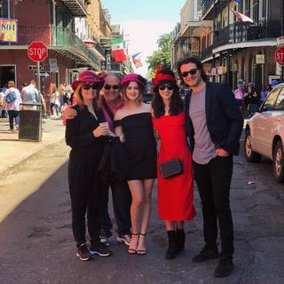 Laura Marano feet photo thumbnail