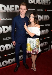 Laura Marano feet photo thumbnail