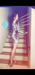 Laura Marano feet photo thumbnail