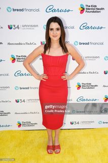 Laura Marano feet photo 2