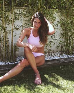 Laura Matamoros feet photo 17