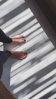 Laura Matamoros feet photo 8