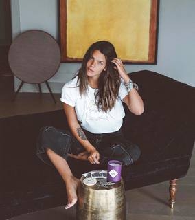 Laura Matamoros feet photo 11