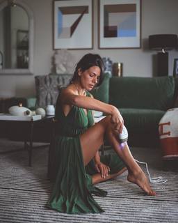 Laura Matamoros feet photo 1
