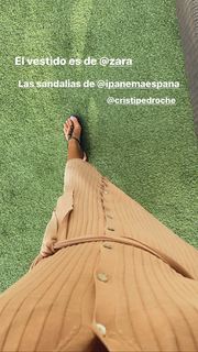 Laura Matamoros feet photo 6
