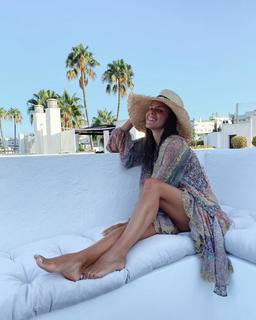 Laura Matamoros feet photo 2