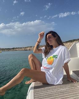 Laura Matamoros feet photo 3