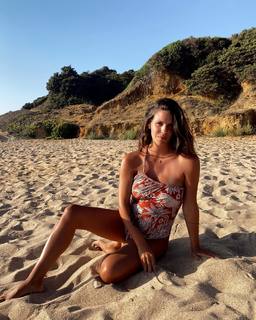 Laura Matamoros feet photo 20