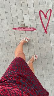 Laura Matamoros feet photo 2