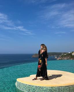 Laura Matamoros feet photo 11