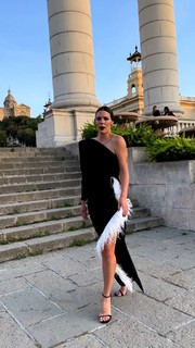 Laura Matamoros feet photo 15