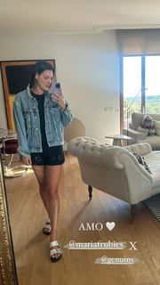 Laura Matamoros feet photo 20
