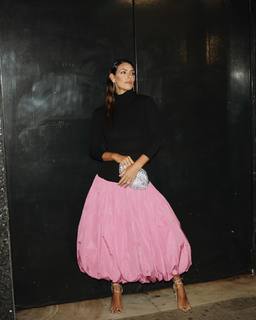 Laura Matamoros feet photo 9