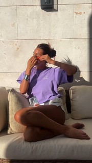Laura Matamoros feet photo 10