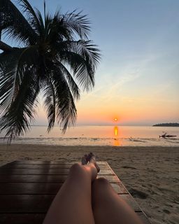 Laura Matamoros feet photo 5