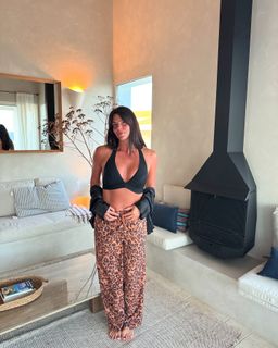 Laura Matamoros feet photo 18