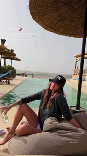 Laura Matamoros feet photo 12