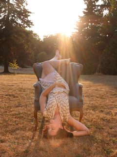 Laura Mennell feet photo 20